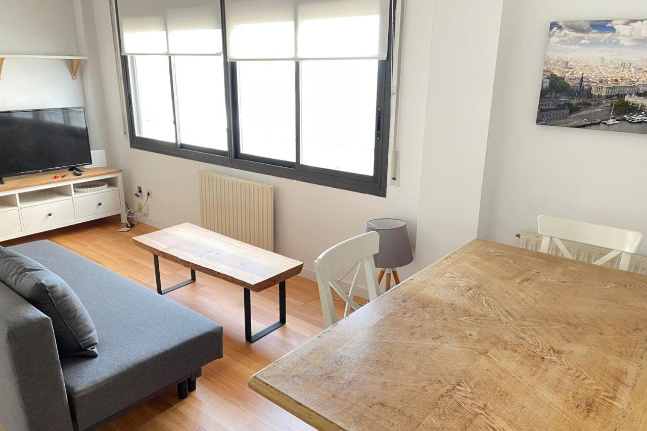 Apartment With Sea Views Next To The Beach Of Mar Bella バルセロナ エクステリア 写真